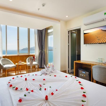 Glory Nha Trang Hotel Buitenkant foto
