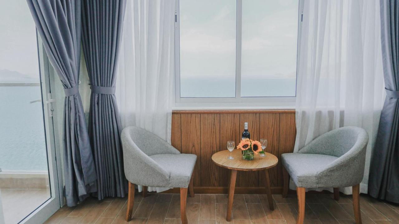 Glory Nha Trang Hotel Buitenkant foto