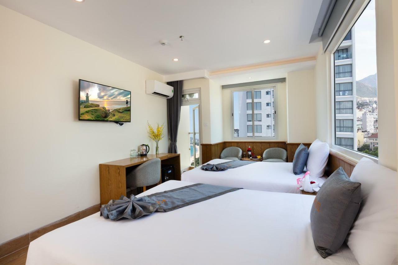 Glory Nha Trang Hotel Buitenkant foto