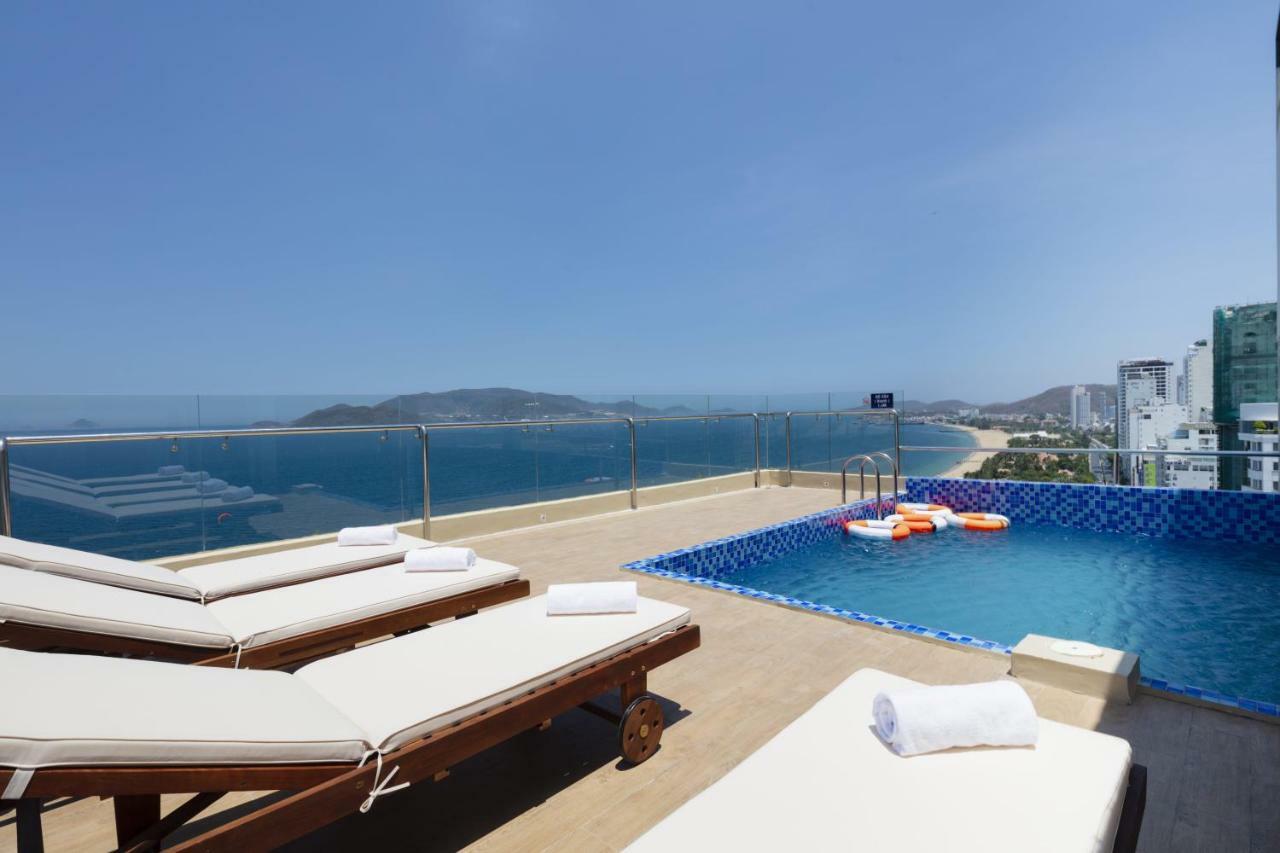 Glory Nha Trang Hotel Buitenkant foto