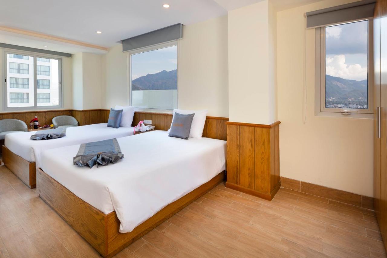Glory Nha Trang Hotel Buitenkant foto